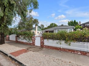 22051 Avenue San Luis, Woodland Hills CA 91364