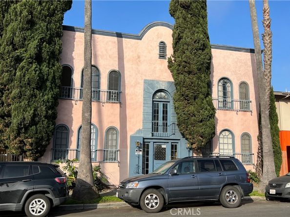 1537 Corinth Avenue, Los Angeles CA 90025