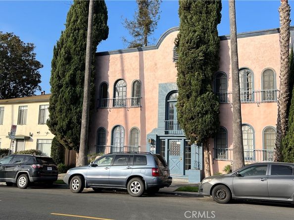 1537 Corinth Avenue, Los Angeles CA 90025