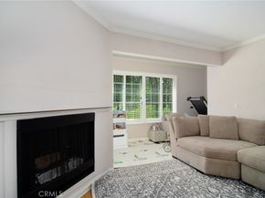 5530 Owensmouth Avenue 123, Woodland Hills CA 91367