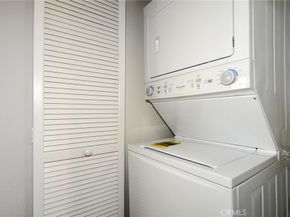 5530 Owensmouth Avenue 123, Woodland Hills CA 91367
