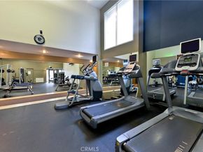 5530 Owensmouth Avenue 123, Woodland Hills CA 91367