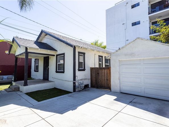 6113 Vesper Avenue, Van Nuys CA 91411