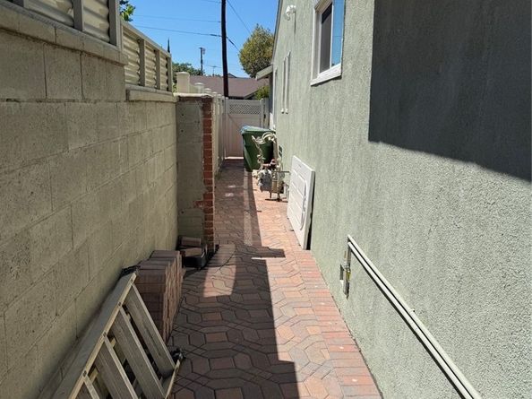 7232 Katherine Avenue, Van Nuys CA 91405