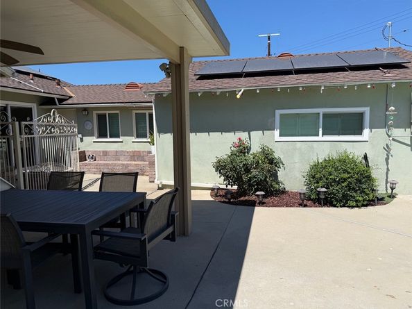 7232 Katherine Avenue, Van Nuys CA 91405