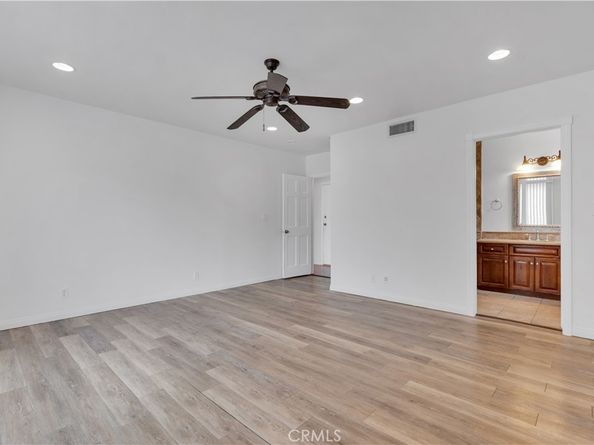 10111 Oak Park Avenue, Northridge CA 91325