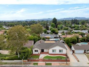 10111 Oak Park Avenue, Northridge CA 91325