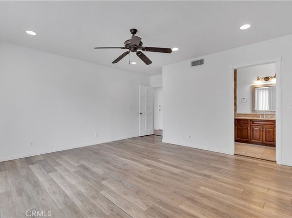 10111 Oak Park Avenue, Northridge CA 91325