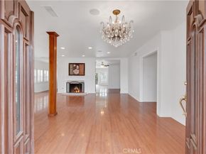 10111 Oak Park Avenue, Northridge CA 91325