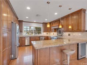 10111 Oak Park Avenue, Northridge CA 91325