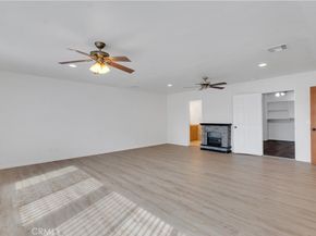 10111 Oak Park Avenue, Northridge CA 91325