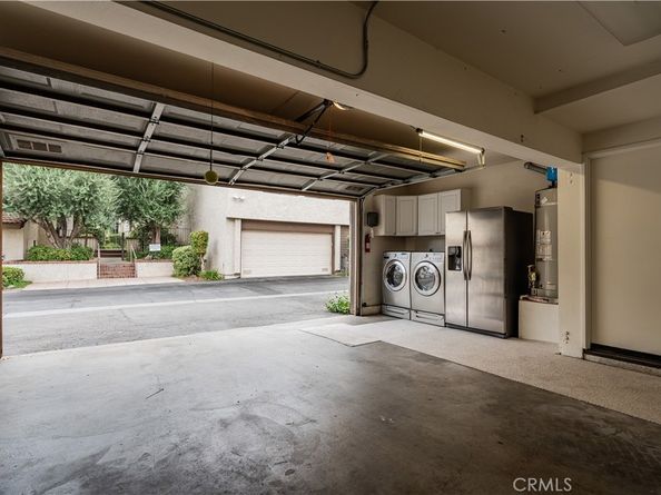 5800 Owensmouth Avenue 26, Woodland Hills CA 91367