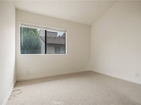 5800 Owensmouth Avenue 26, Woodland Hills CA 91367
