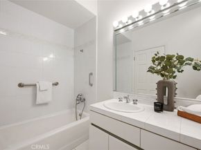944 18th Street 3, Santa Monica CA 90403