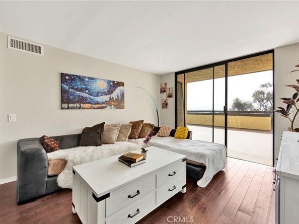 4040 Via Marisol 120, Highland Park CA 90042