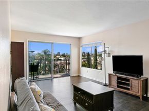 1517 E Garfield 53, Glendale CA 91205