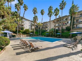 1517 E Garfield 53, Glendale CA 91205