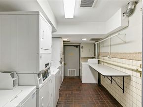 1517 E Garfield 53, Glendale CA 91205