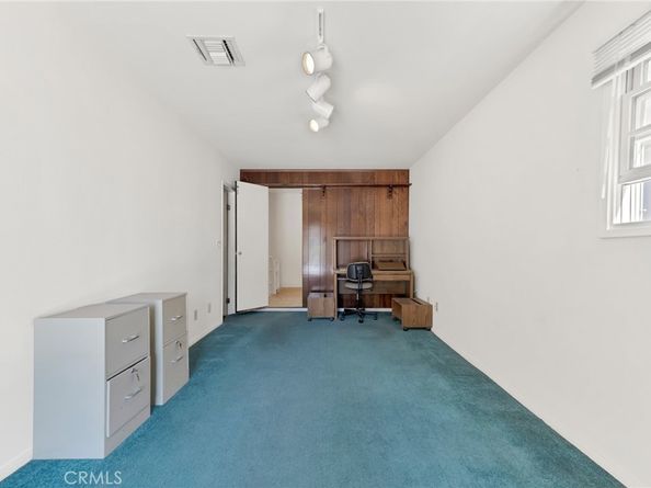 20555 Dumont Street, Woodland Hills CA 91364