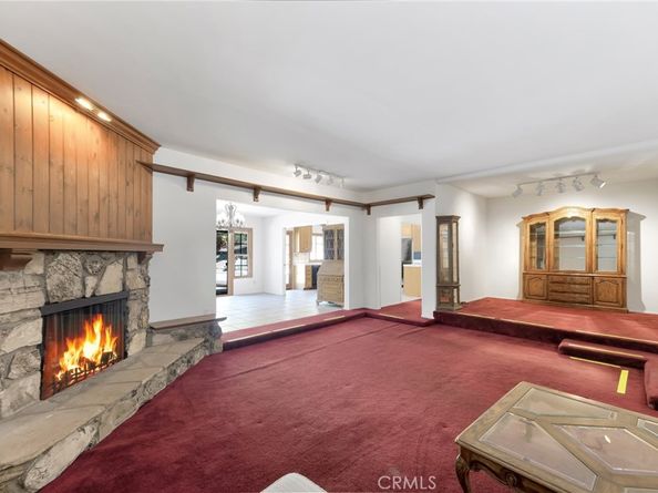 20555 Dumont Street, Woodland Hills CA 91364