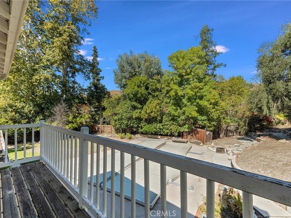 20555 Dumont Street, Woodland Hills CA 91364