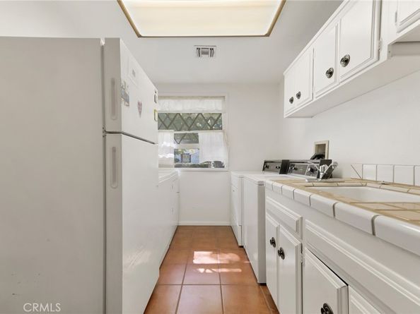 20555 Dumont Street, Woodland Hills CA 91364