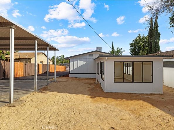 13507 Raven Street, Sylmar CA 91342