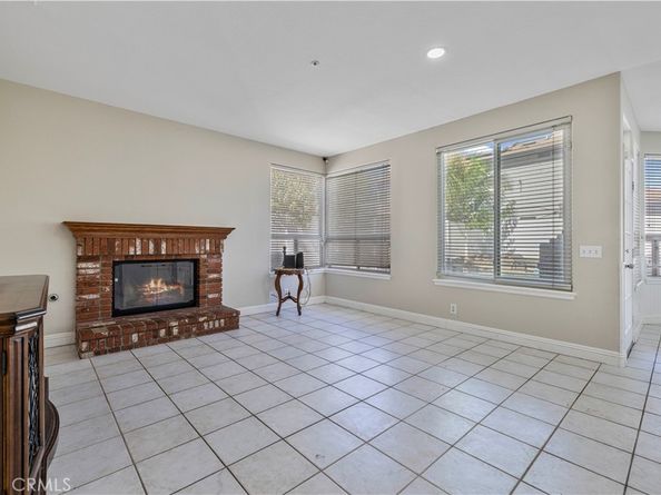 7465 Doheny, Fontana CA 92336