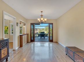 405 Mission Road, Glendale CA 91205