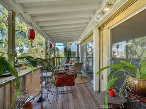 405 Mission Road, Glendale CA 91205