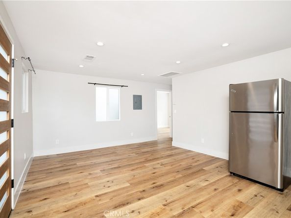 6714 Amigo, Reseda CA 91335