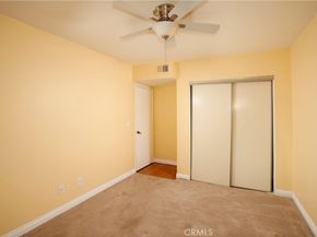 400 W Riverside Drive 2, Burbank CA 91506