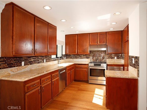 400 W Riverside Drive 2, Burbank CA 91506