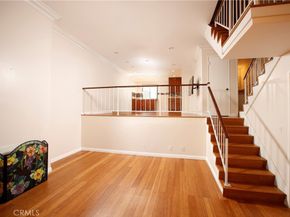 400 W Riverside Drive 2, Burbank CA 91506