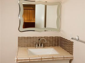 400 W Riverside Drive 2, Burbank CA 91506