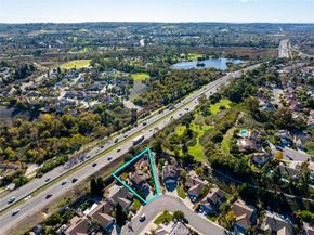 554 Edgewater, Oceanside CA 92057