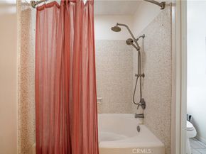 6221 Mammoth Avenue, Valley Glen CA 91401