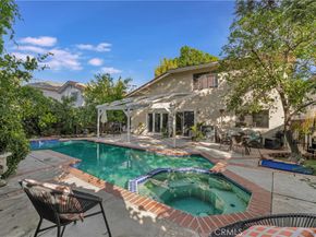 6221 Mammoth Avenue, Valley Glen CA 91401