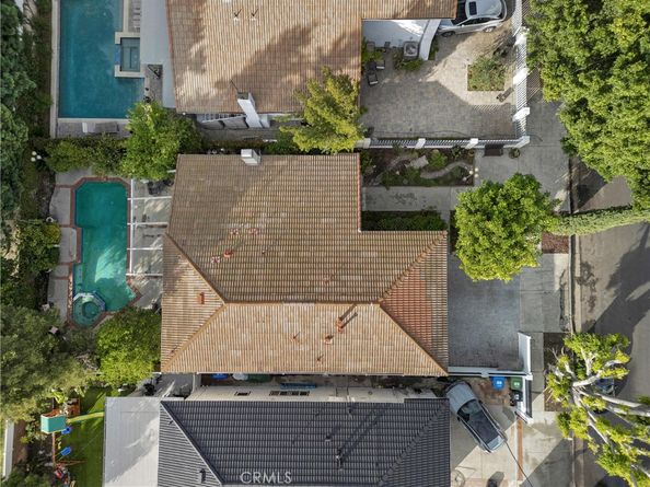 6221 Mammoth Avenue, Valley Glen CA 91401