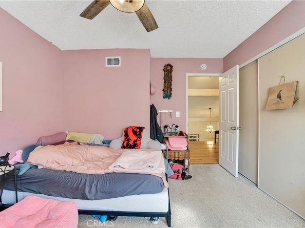 6221 Mammoth Avenue, Valley Glen CA 91401