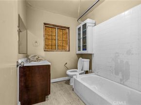 4 La Venezia Court, Altadena CA 91001