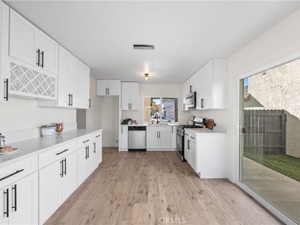 22015 Romar Street, Chatsworth CA 91311