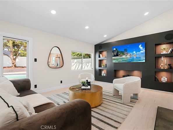 18645 Knapp Street, Northridge CA 91324