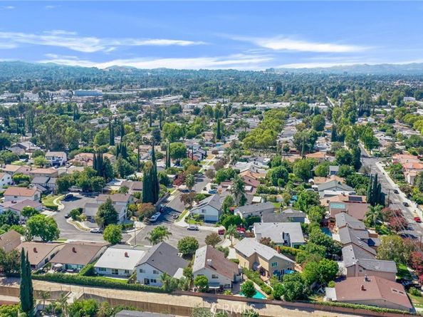 6248 6248 Wynne Avenue, Tarzana CA 91335