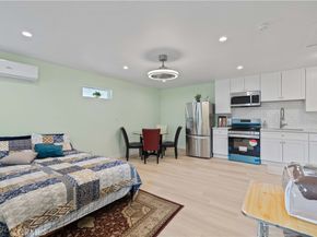 9224 9226 N Gothic Avenue, North Hills CA 91343