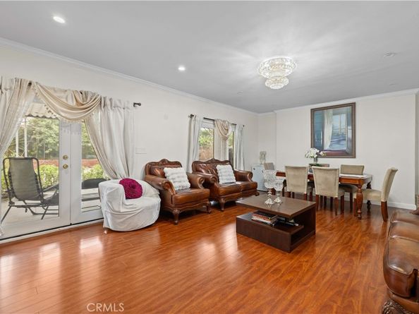 9224 9226 N Gothic Avenue, North Hills CA 91343