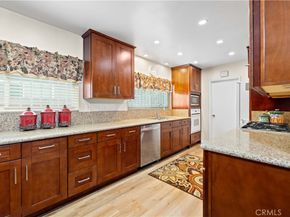 9224 9226 N Gothic Avenue, North Hills CA 91343