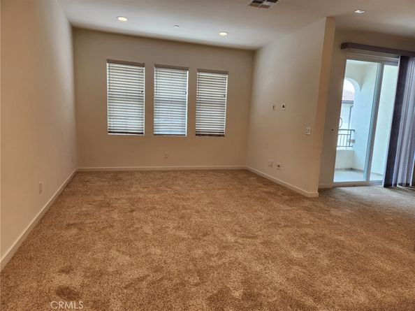 302 Limestone, Lake Forest CA 92610