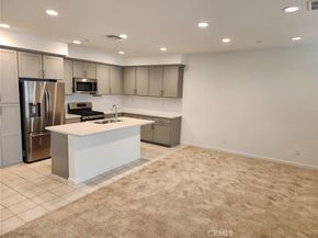 302 Limestone, Lake Forest CA 92610