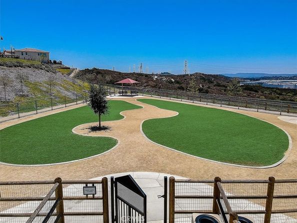 302 Limestone, Lake Forest CA 92610